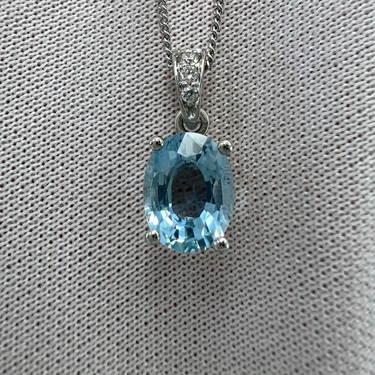 1.26ct Oval Cut Blue Aquamarine & Diamond Platinum Solitaire Pendant Necklace