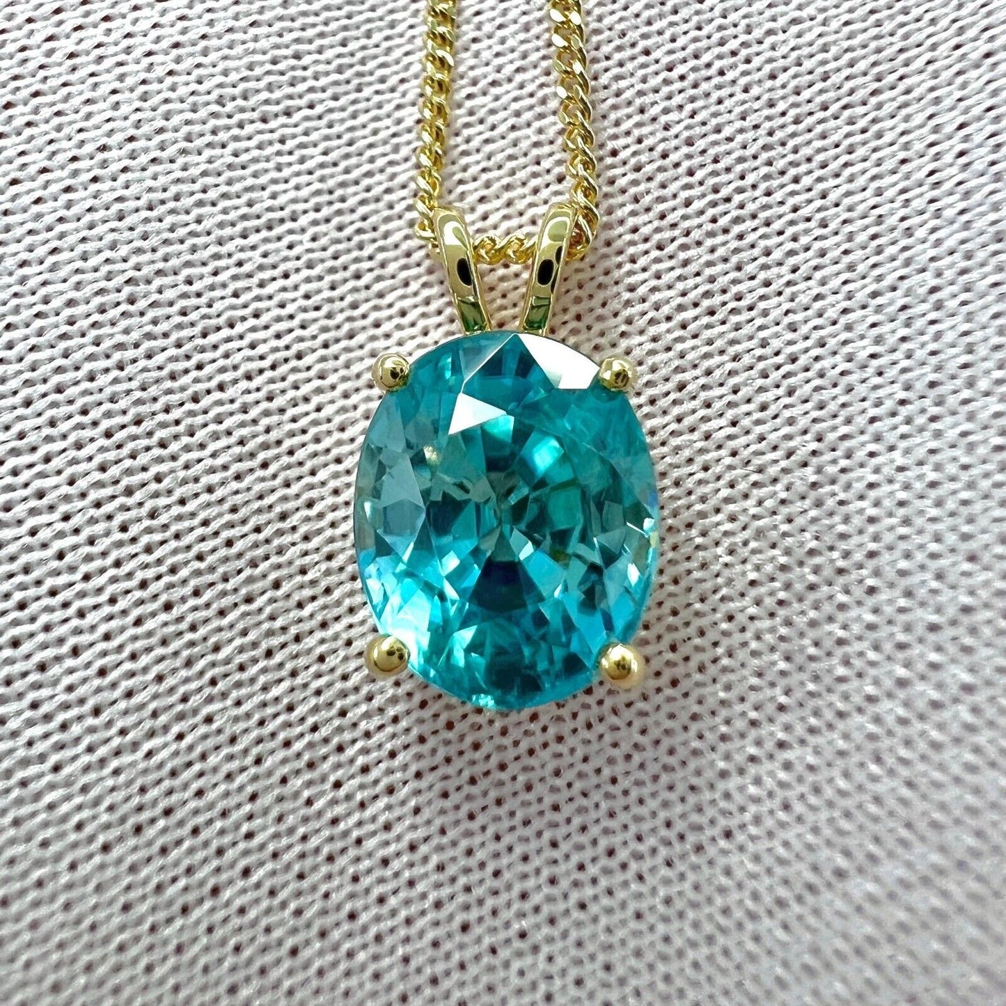 Natural Blue Zircon 3.78ct Oval Cut 18k Yellow Gold Pendant Necklace