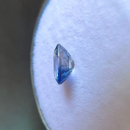 NATURAL Parti Colour CEYLON Sapphire Blue White 0.93ct Oval Cut Gem 6.2x5.3mm