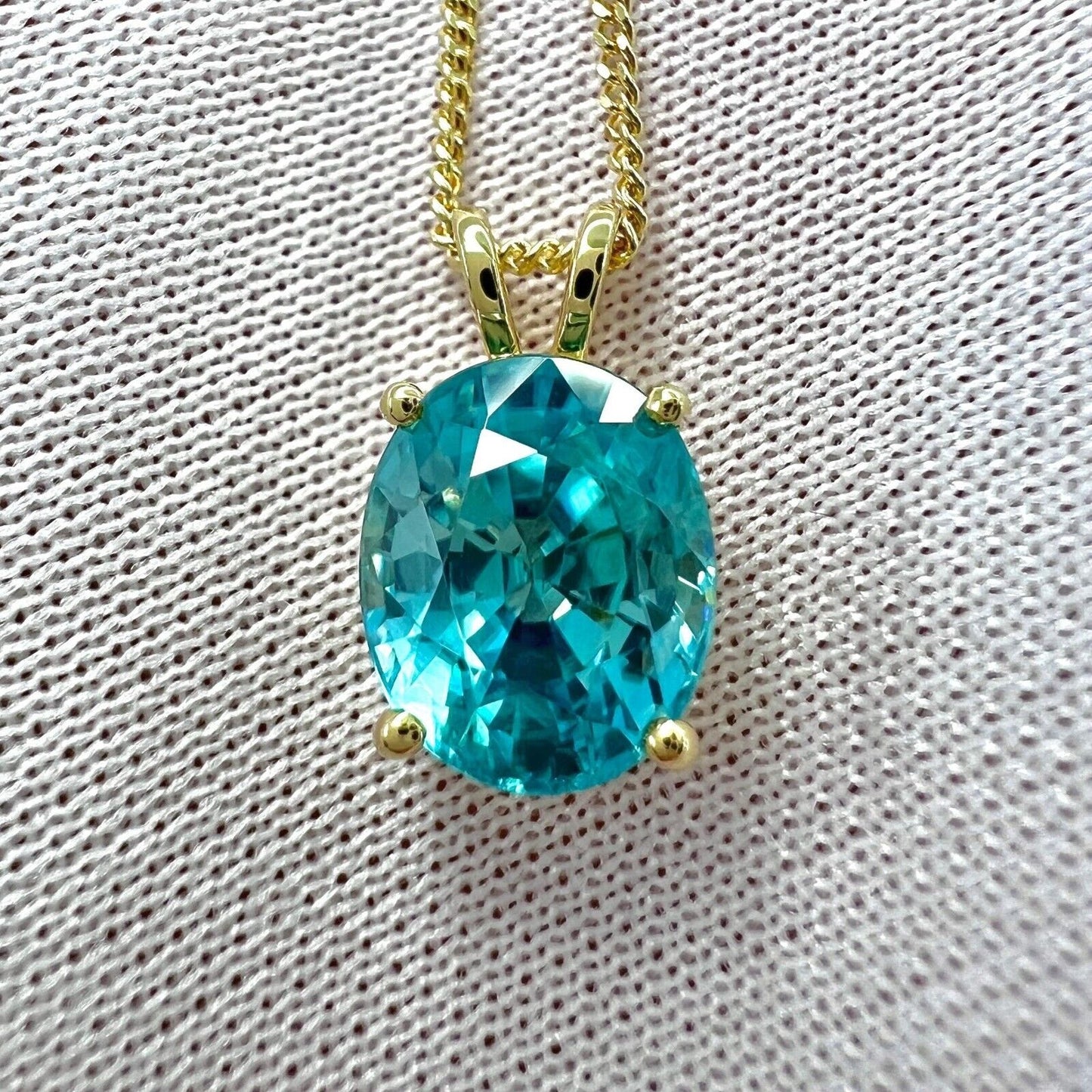 Natural Blue Zircon 3.78ct Oval Cut 18k Yellow Gold Pendant Necklace