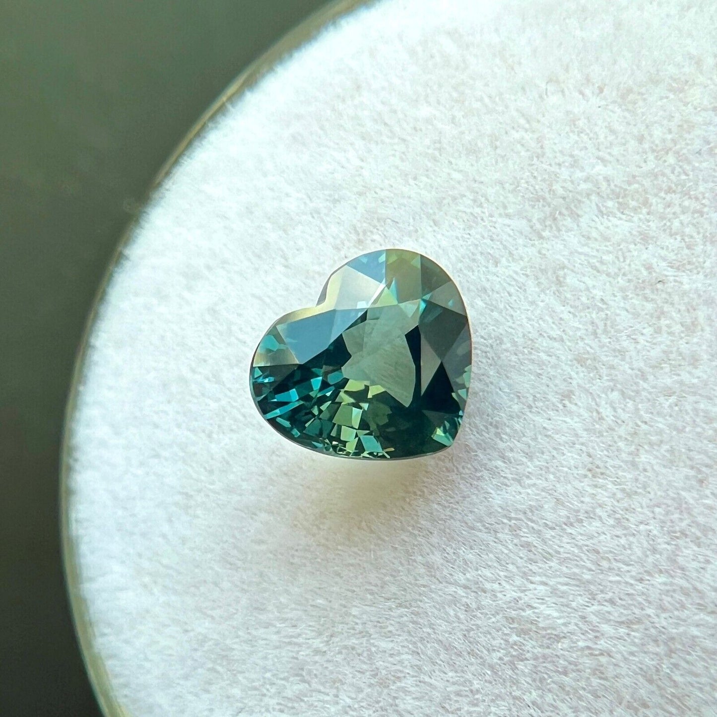 NATURAL 1.05ct UNTREATED Green Blue Sapphire GIA CERTIFIED Unheated Heart Cut IF