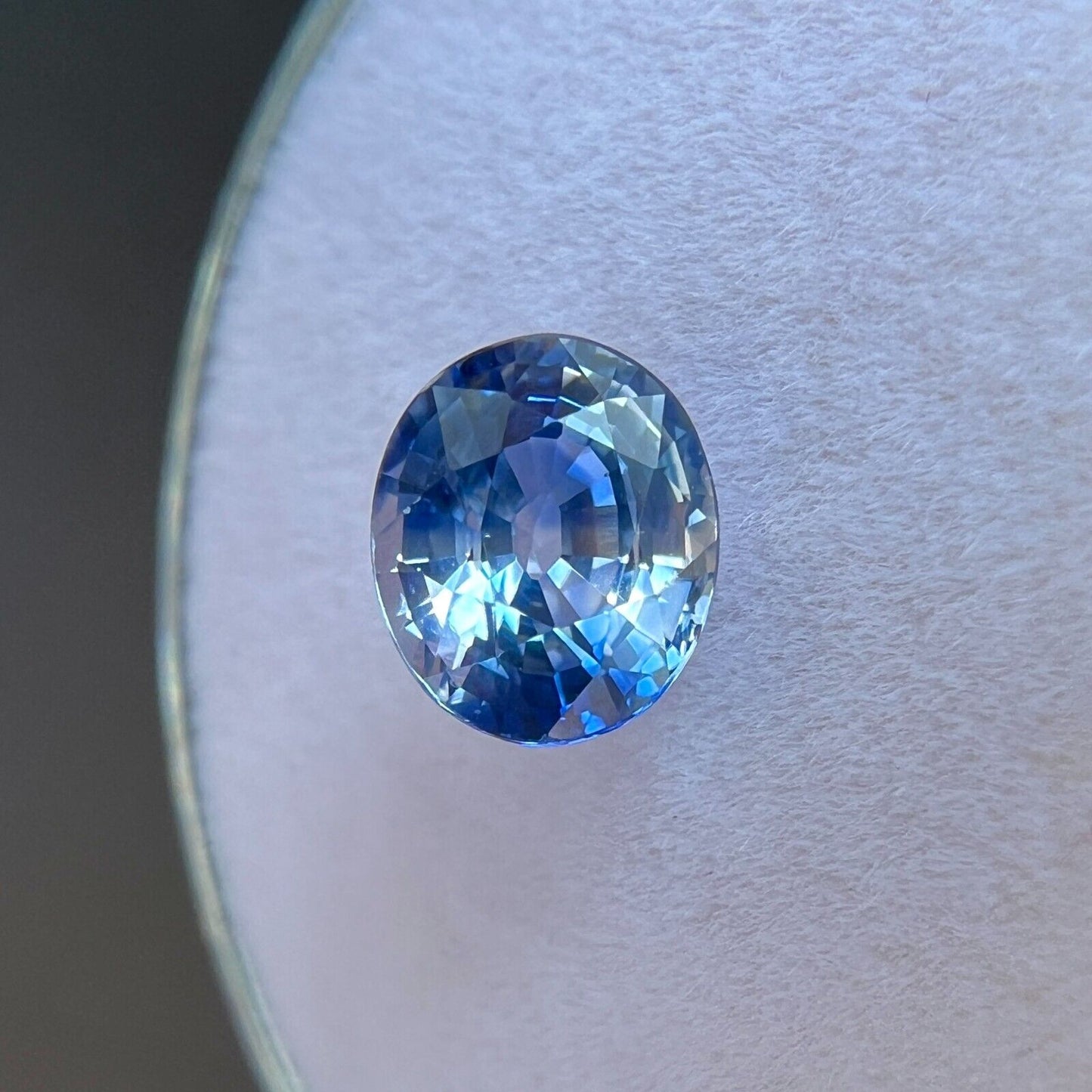 GIA CERTIFIED Unique Bi Colour Sapphire 1.29ct Natural Blue White RARE Oval Cut