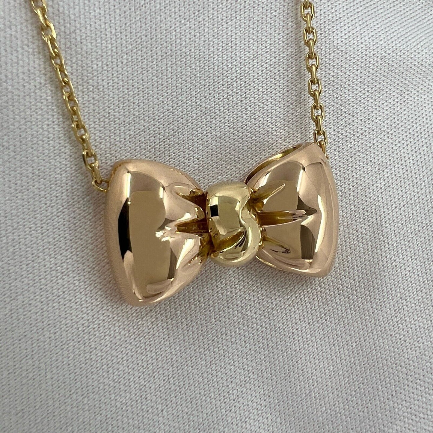 Vintage Van Cleef & Arpels Bow Ribbon 18k Yellow & Rose Gold Pendant Necklace