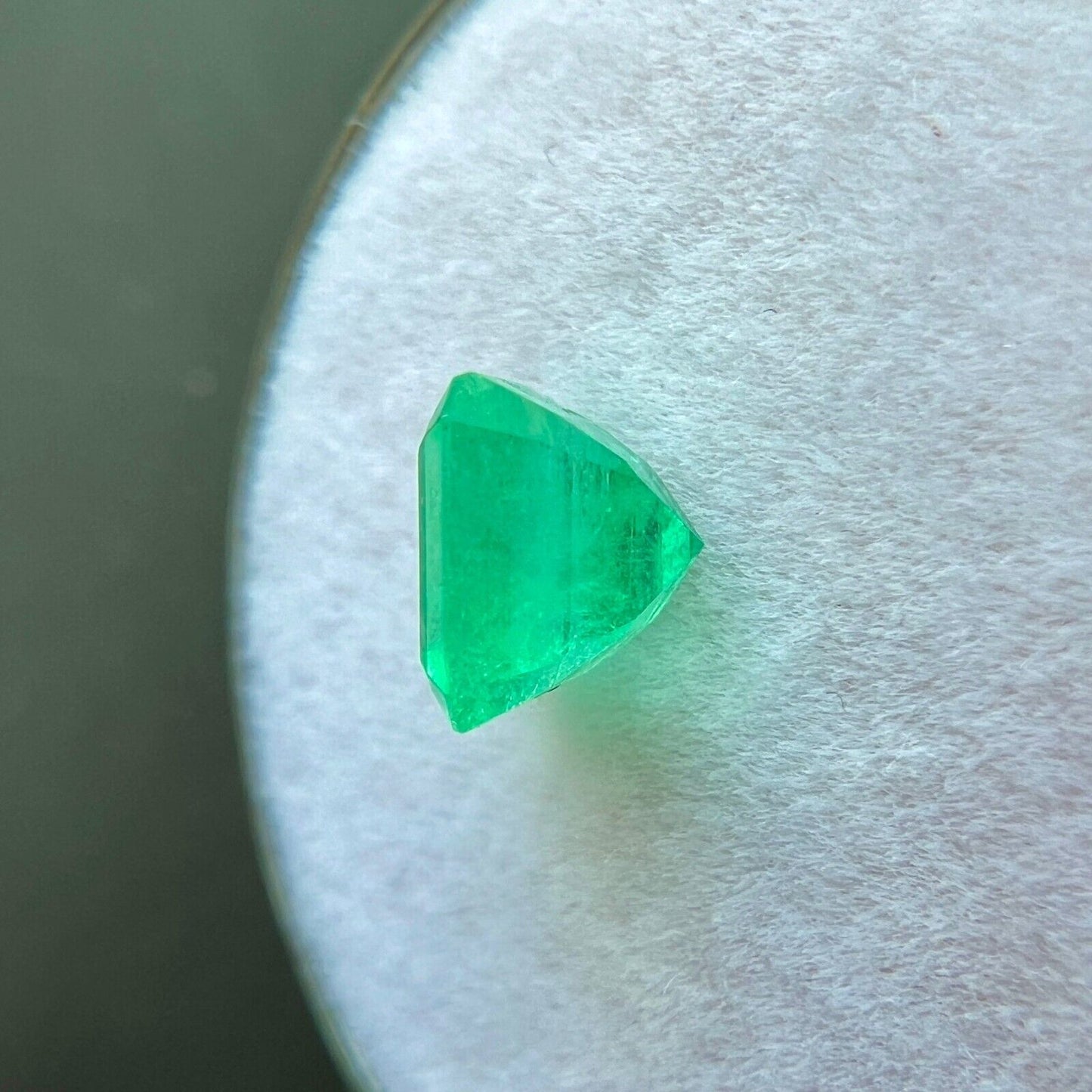 GIA CERTIFIED 1.29ct Colombian Emerald Vivid Green Octagonal Emerald Cut Gem