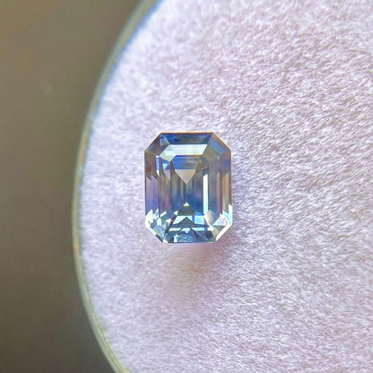 47543318