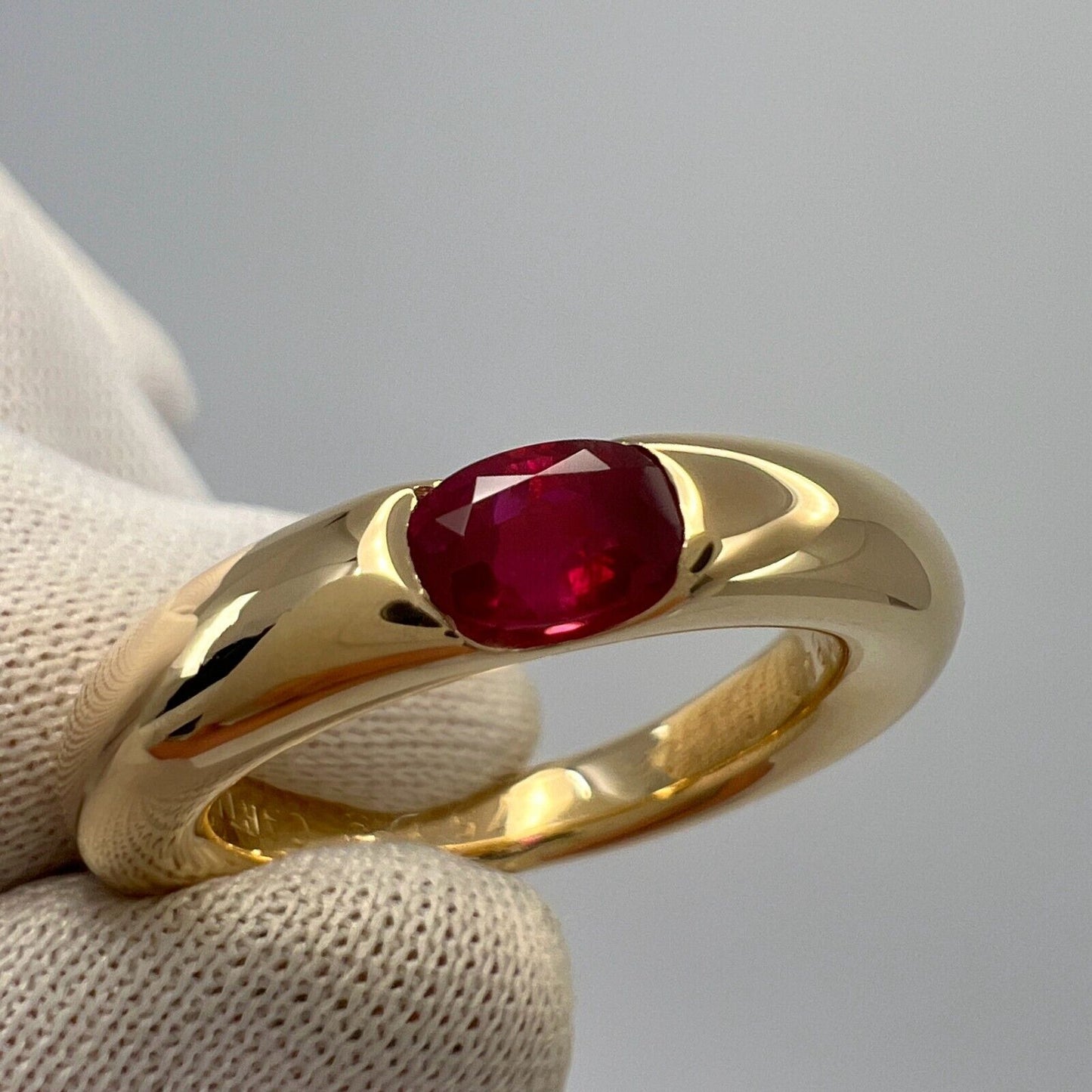 Vintage Cartier VIVID Red Ruby Oval Cut 18k Yellow Gold Solitaire Ellipse Ring 6