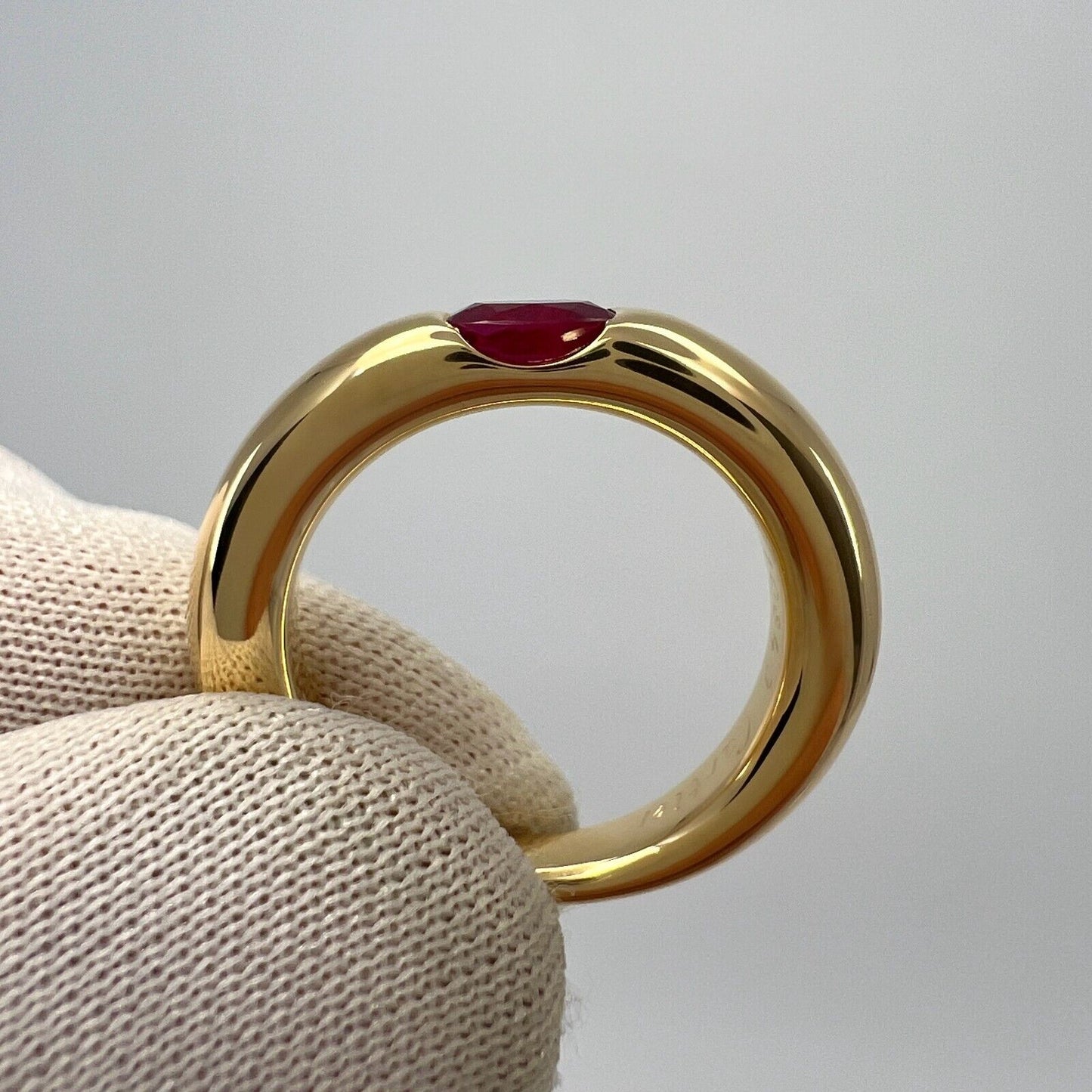 Vintage Cartier VIVID Red Ruby Oval Cut 18k Yellow Gold Solitaire Ellipse Ring 6