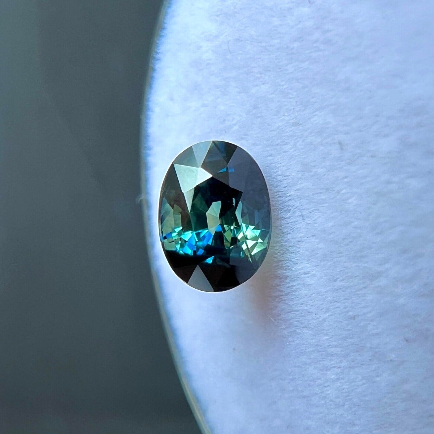 GIA CERTIFIED Unique Bi Colour Sapphire 1.03ct Blue Green Oval Cut UNTREATED