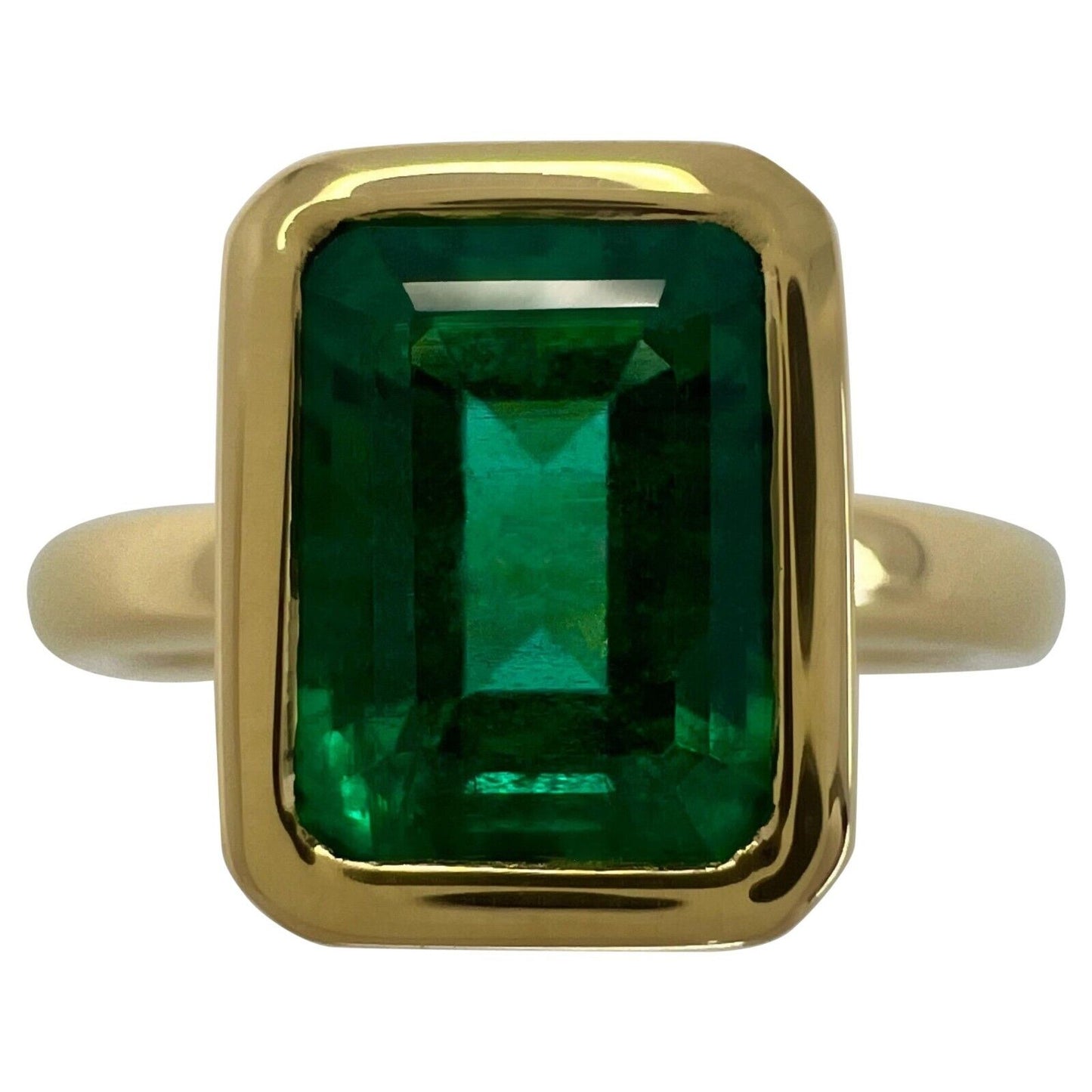 2.51ct Deep Green Emerald Octagon 18k Yellow Gold Rubover Bezel Solitaire Ring