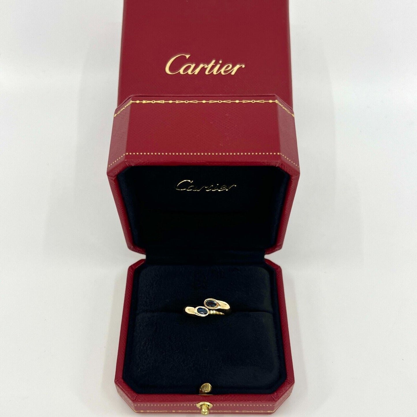 Cartier Deep Blue Sapphire Oval Cut Ellipse 18k Gold Bypass Split Ring EU49