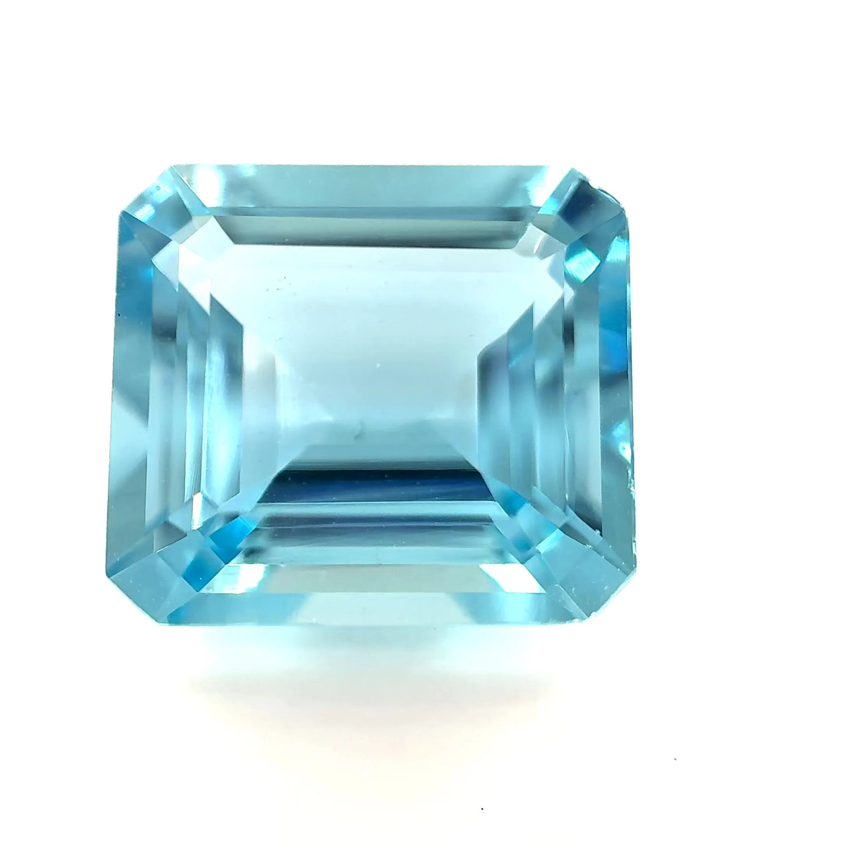 6.18ct Emerald Natural Aquamarine (Colour Blue, Clarity Eye Clean, Cut Faceted)