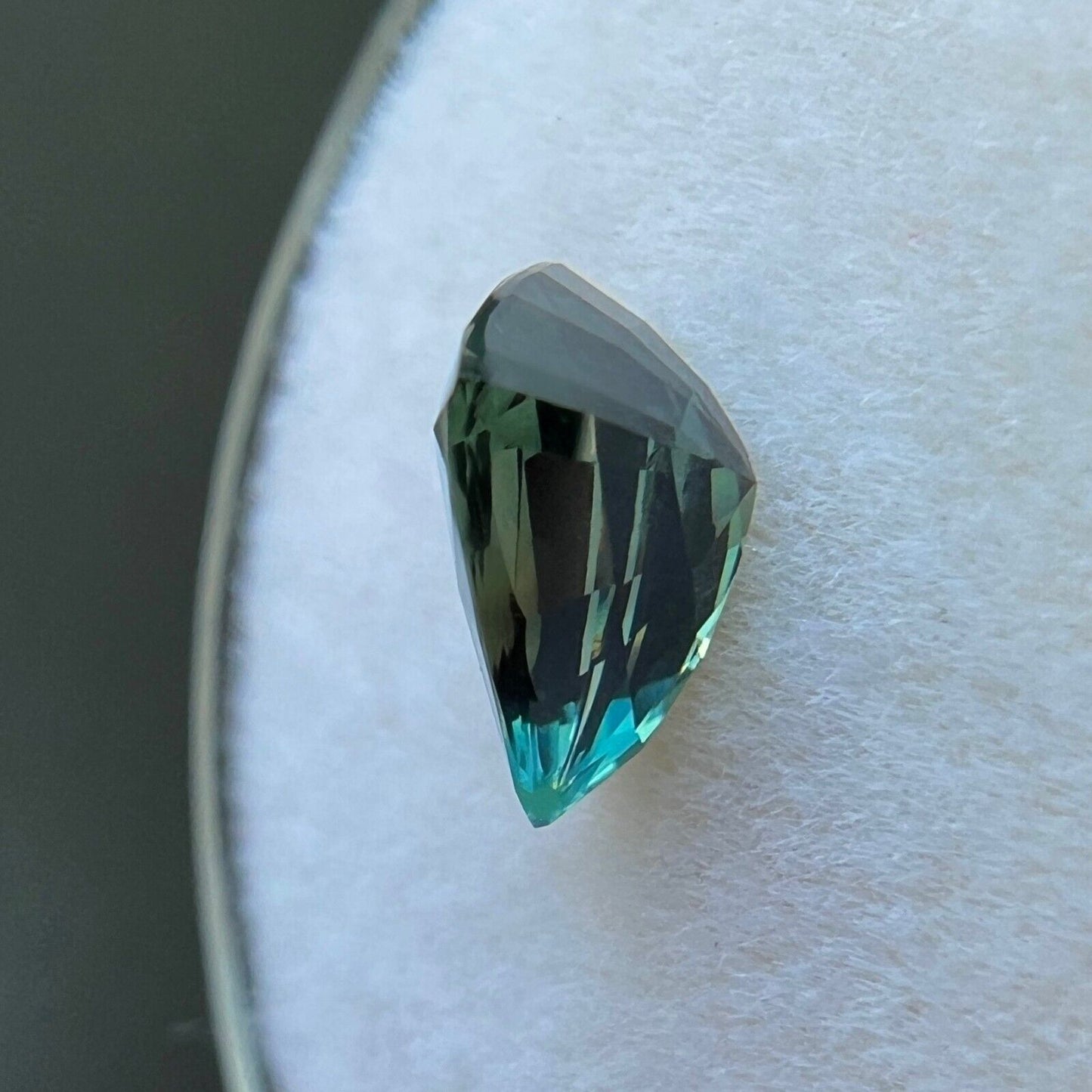 GRA Certified 1.39ct FINE Green Sapphire Triangle Fancy Cut Gem RARE 7.8x6.3mm