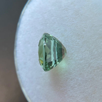 1.57ct NATURAL Vivid Green FINE Tourmaline Oval Cut 7.2x6.7mm Gemstone VS