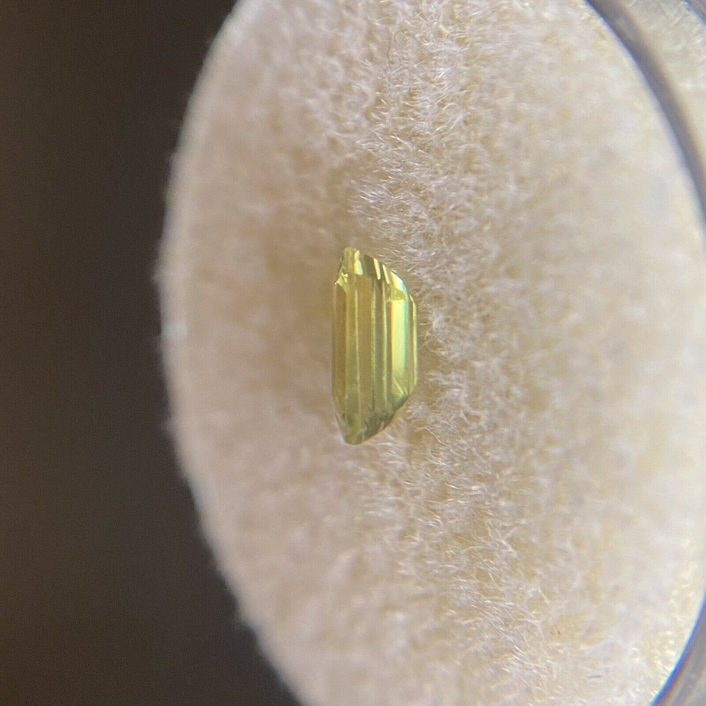 FINE 0.80ct Green Yellow NATURAL Australian Sapphire Emerald Cut 6.2x4mm Gem