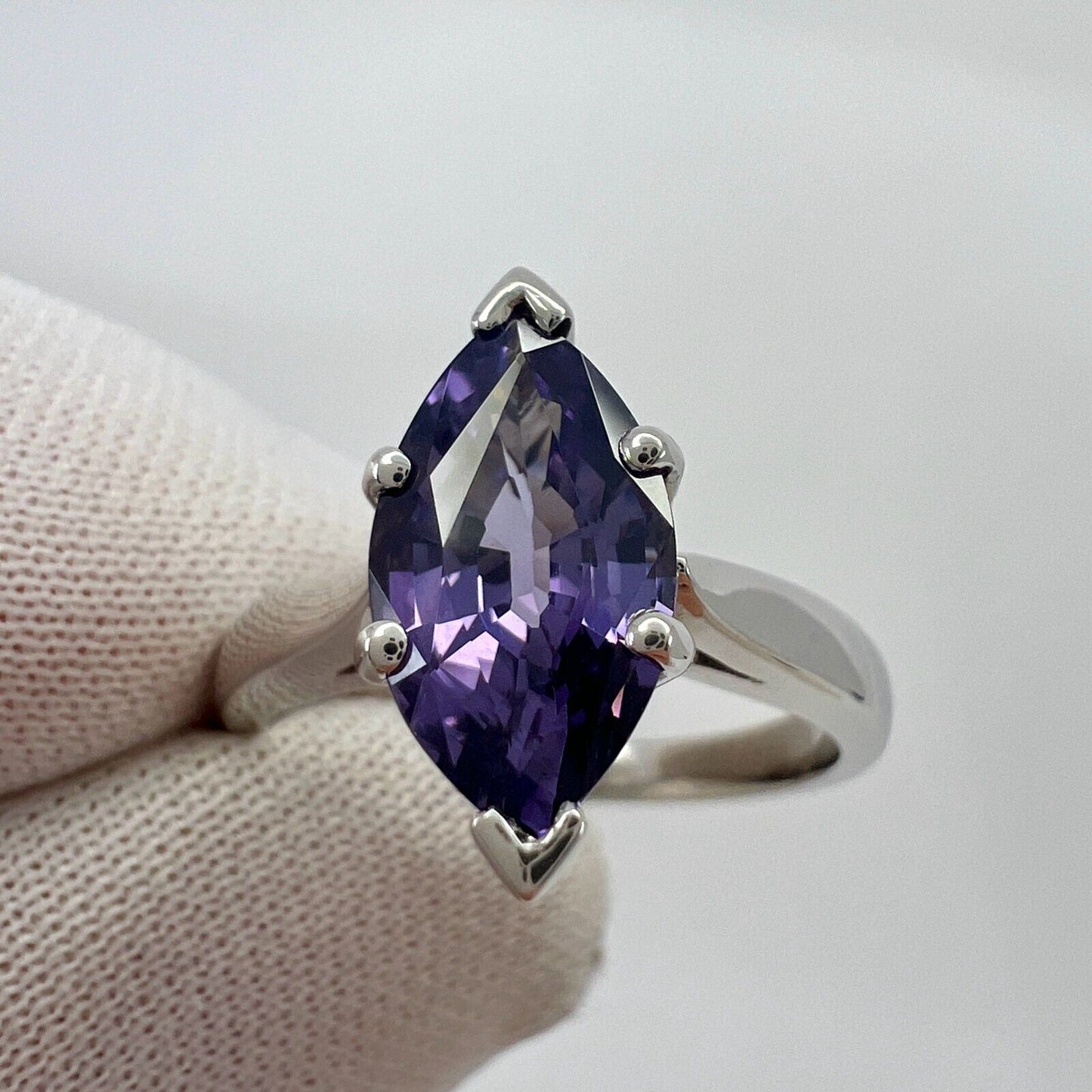 Unique 2.13ct Vivid Purple Violet Spinel Marquise 18k White Gold Solitaire Ring