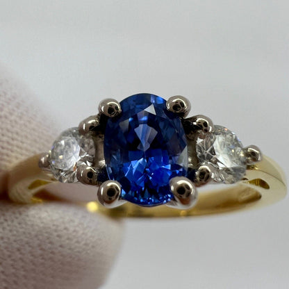 Fine Cornflower Blue Oval Ceylon Sapphire & Diamond Three Stone 18k Gold Ring