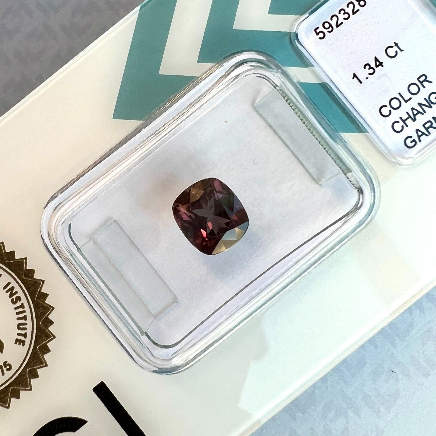 1.34ct Colour Change Garnet NATURAL Cushion Cut RARE IGI CERTIFIED Gemstone