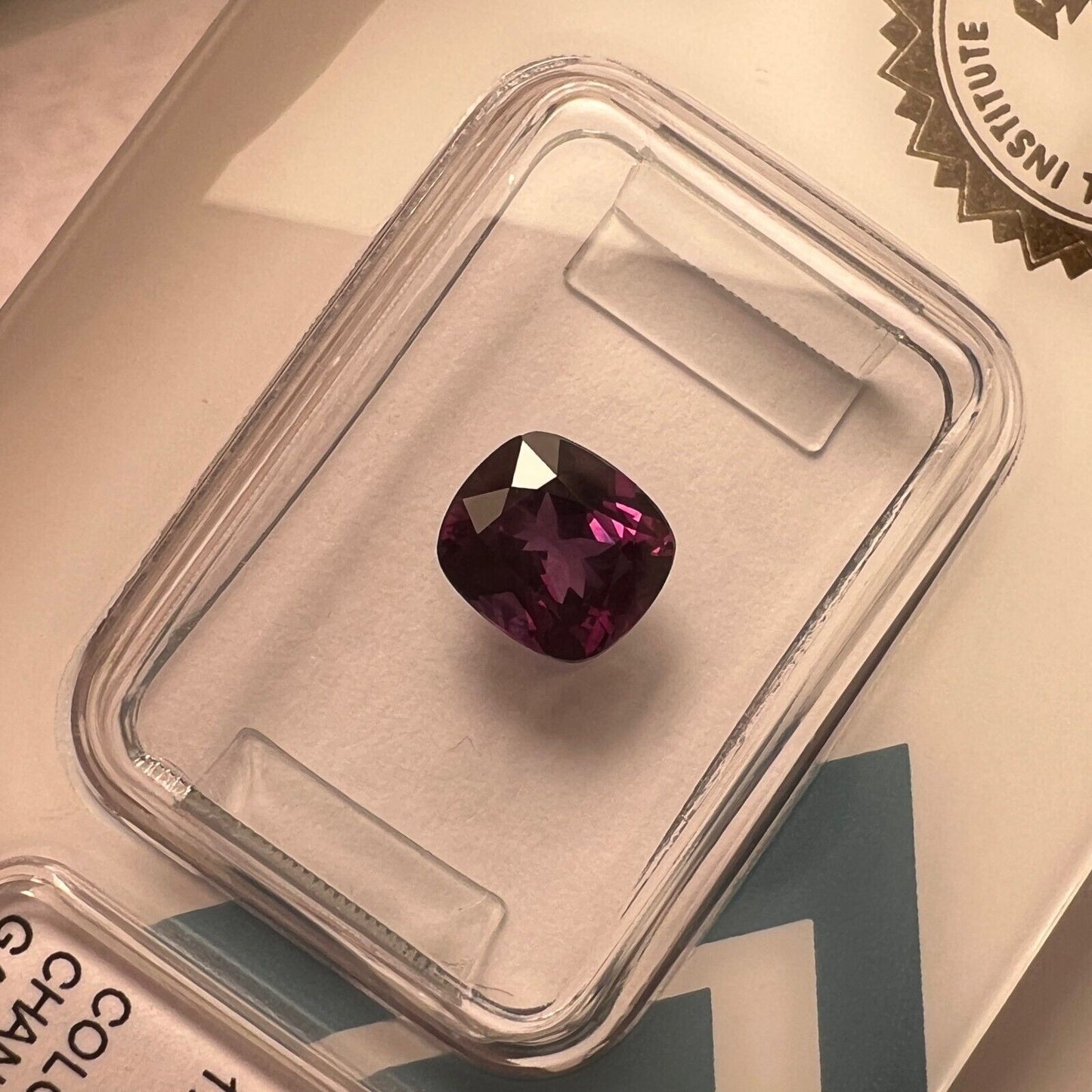 1.34ct Colour Change Garnet NATURAL Cushion Cut RARE IGI CERTIFIED Gemstone