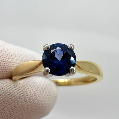 0.50ct Vivid Cornfower Blue Ceylon Sapphire Round Cut 18k Gold Solitaire Ring