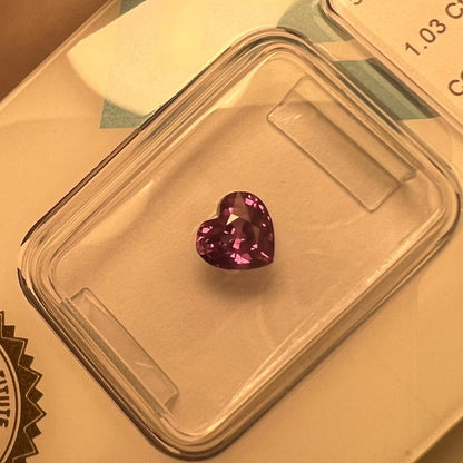 1.03ct NATURAL Colour Change Garnet Pink Purple IGI CERTIFIED Heart Cut Gem