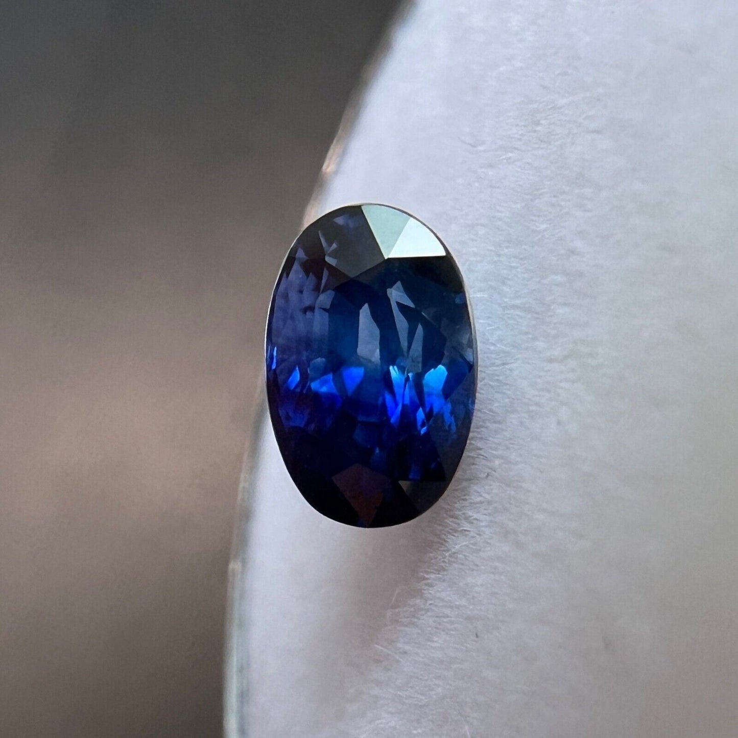 UNIQUE 1.11ct NATURAL Ceylon Blue Bi Colour Sapphire Oval Cut Gem 6.5x4.5mm