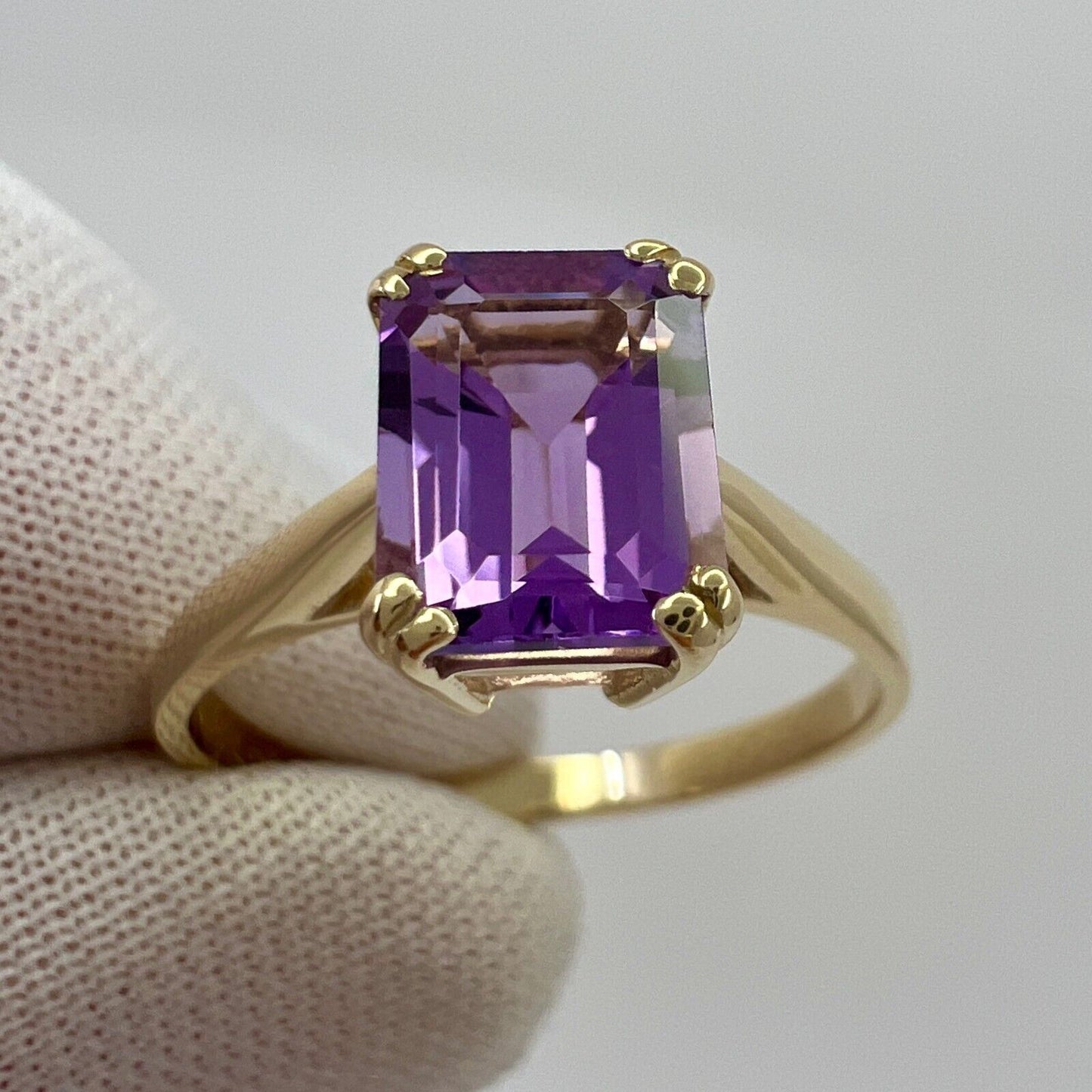 1.60ct Vivid Purple Amethyst Emerald Octagonal Cut 9k Yellow Gold Solitaire Ring