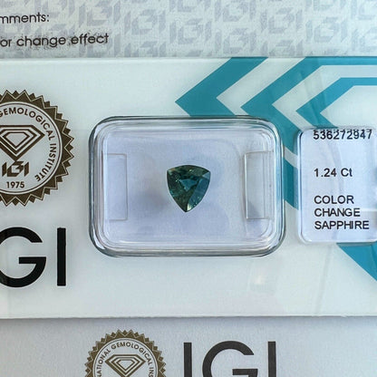 1.24ct Australian Colour Change Sapphire No Heat IGI CERTIFIED Triangle Cut