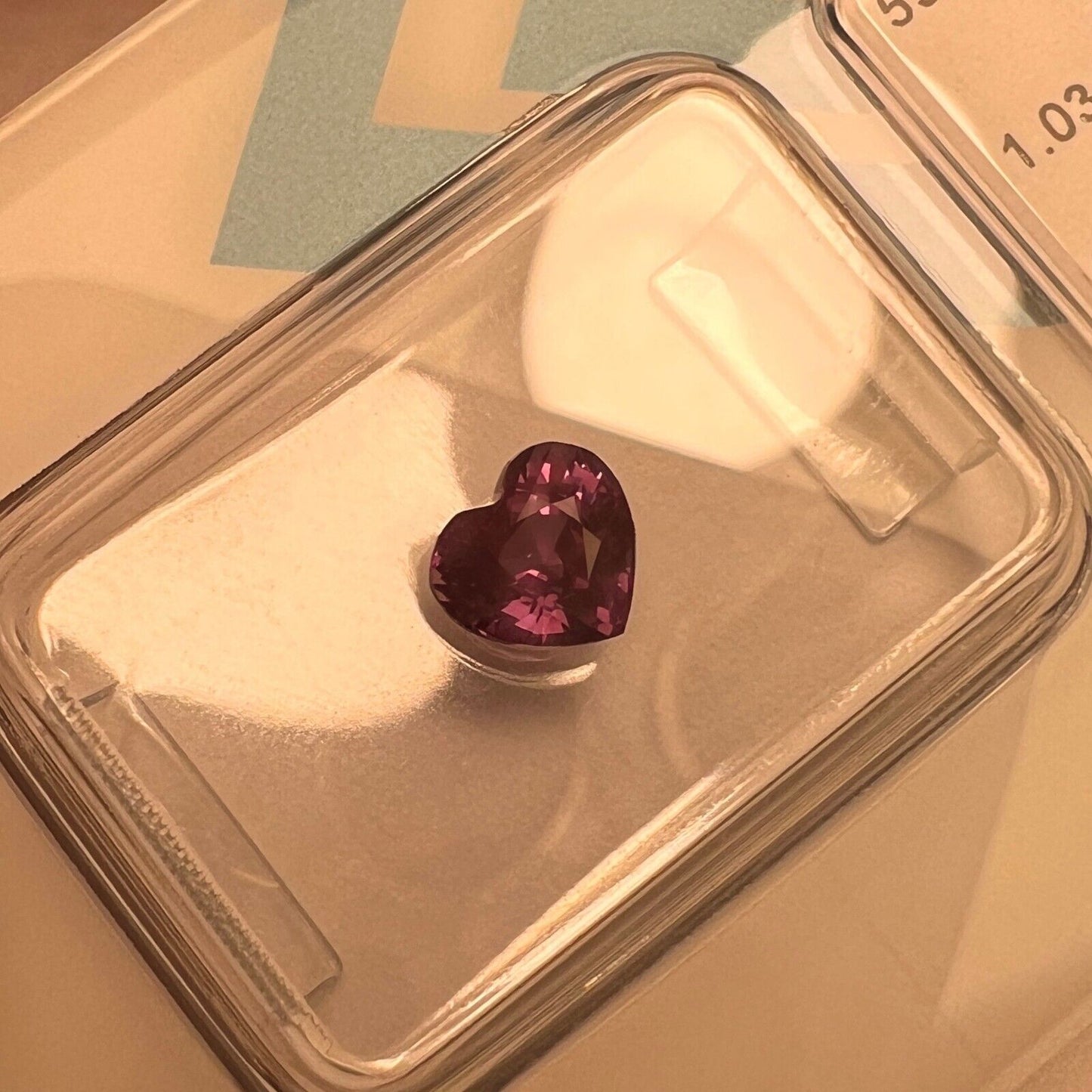 1.03ct NATURAL Colour Change Garnet Pink Purple IGI CERTIFIED Heart Cut Gem