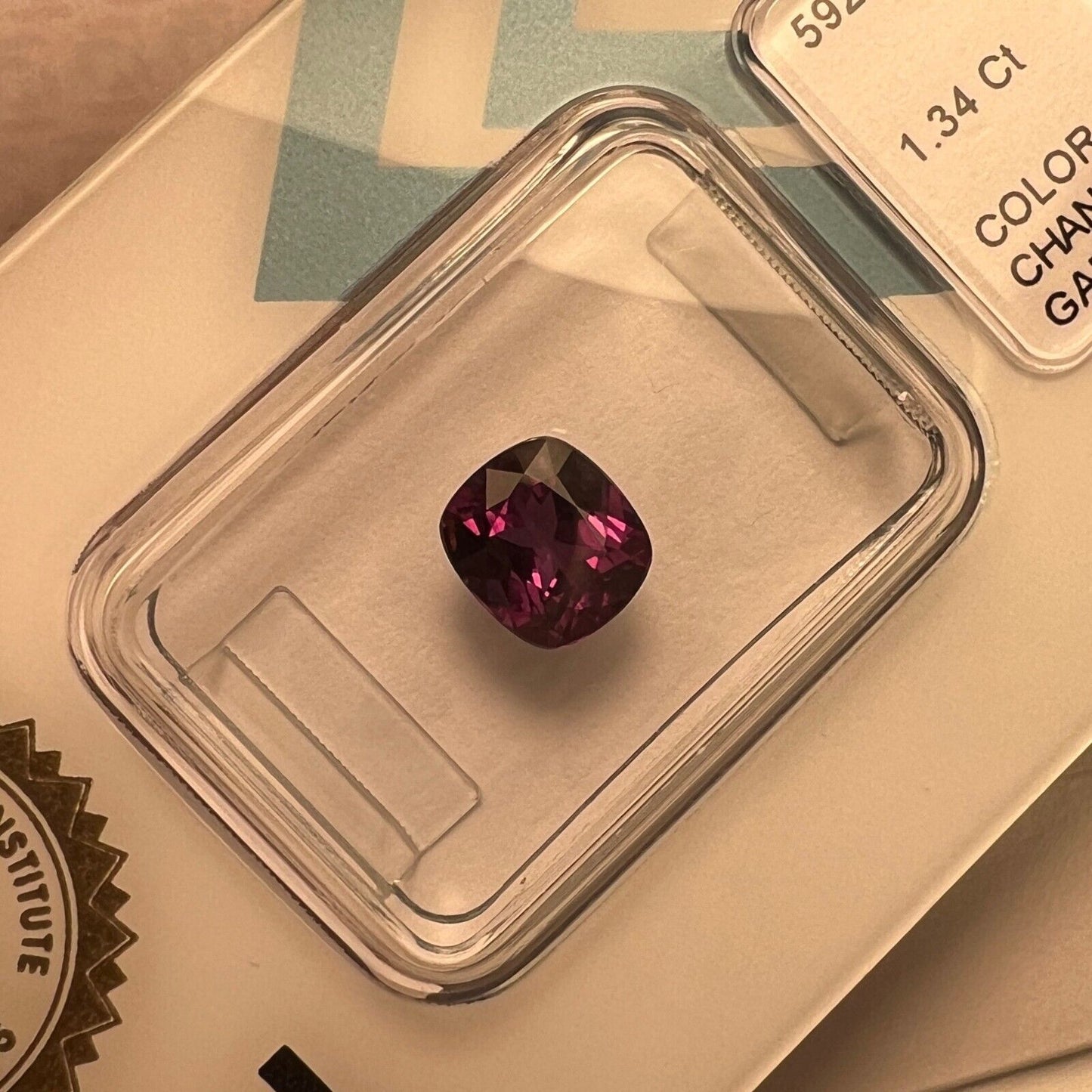 1.34ct Colour Change Garnet NATURAL Cushion Cut RARE IGI CERTIFIED Gemstone