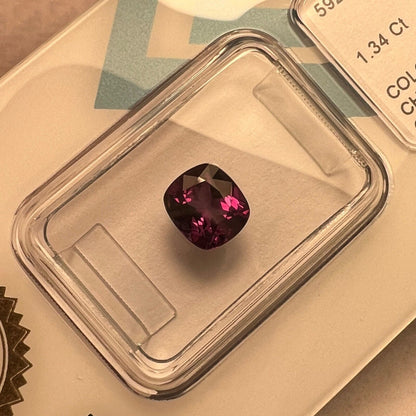 1.34ct Colour Change Garnet NATURAL Cushion Cut RARE IGI CERTIFIED Gemstone