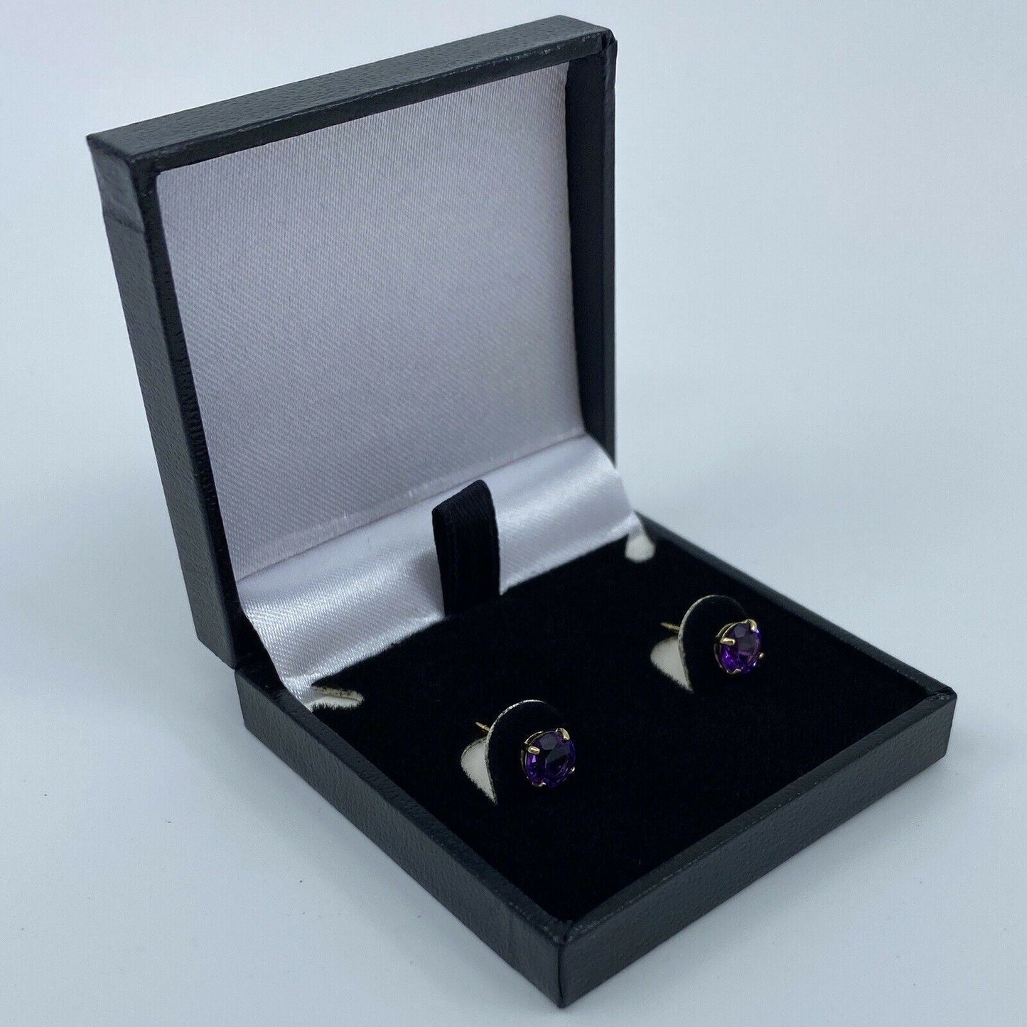 Natural Vivid Purple Amethyst 9k Yellow Gold 5mm Round Cut Stud Earrings 5mm