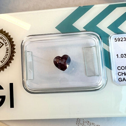 1.03ct NATURAL Colour Change Garnet Pink Purple IGI CERTIFIED Heart Cut Gem