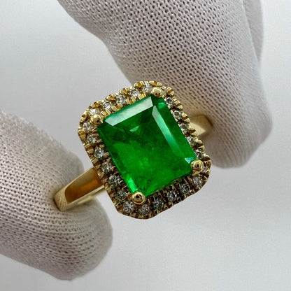 GIA Certified 1.55ct Colombian Emerald Diamond 18k Yellow Gold Cluster Halo Ring