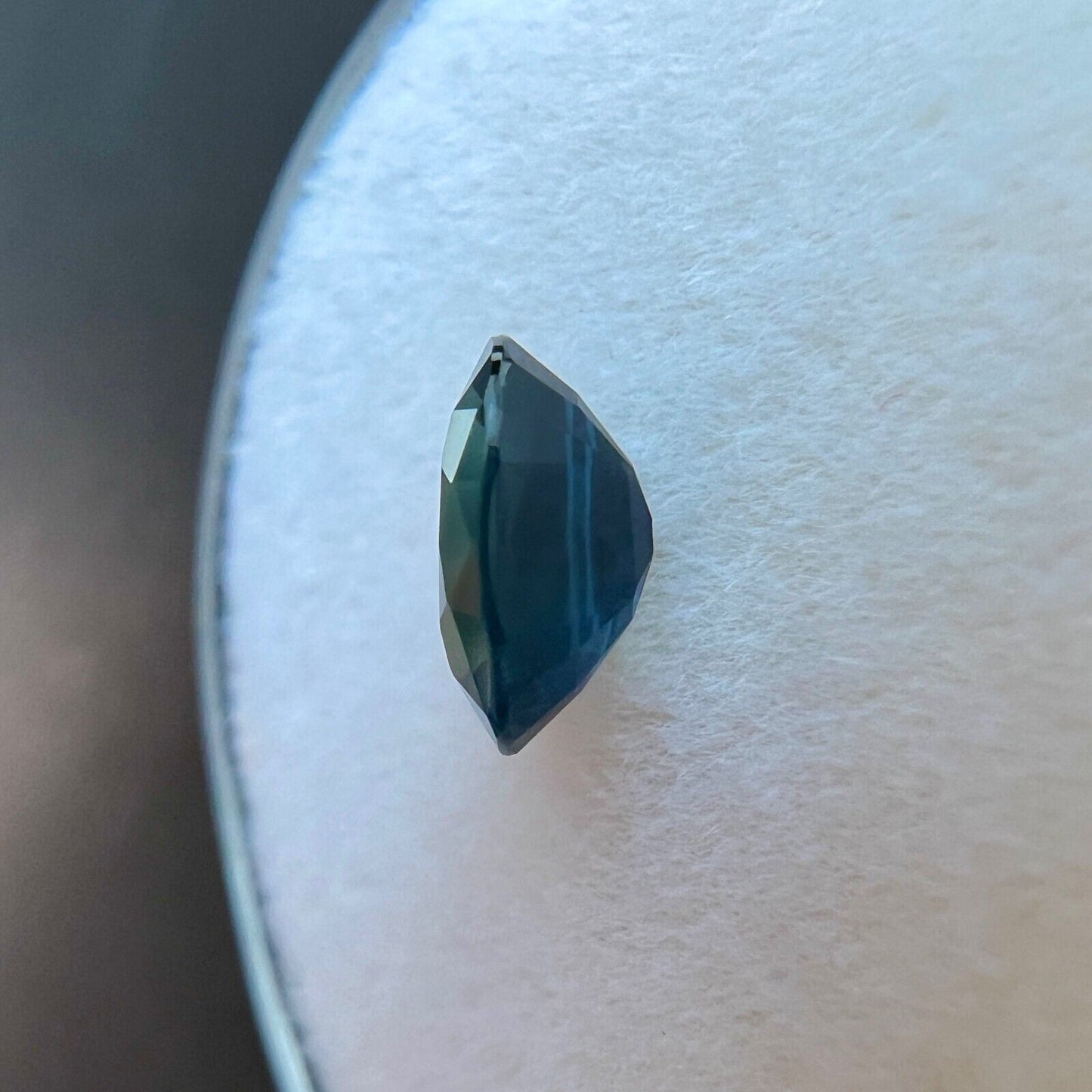 1.03ct NATURAL Vivid Green Blue Sapphire Oval Cut Loose Calibrated Gem 7x5mm VS