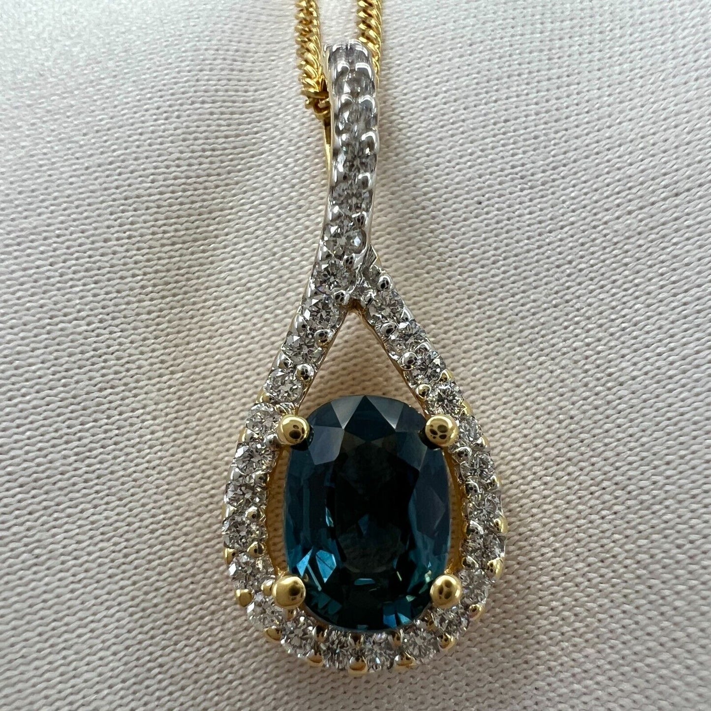 NATURAL 1.23ct Blue Sapphire & Diamond Crossover 18k Gold Oval Pendant Necklace